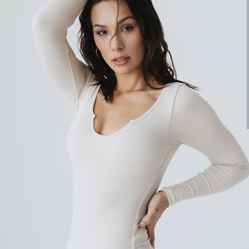Klassy Network Cream Long Sleeve Bodysuit